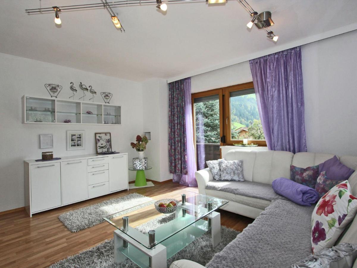 Spacious Apartment In Stumm Tyrol With Balcony מראה חיצוני תמונה